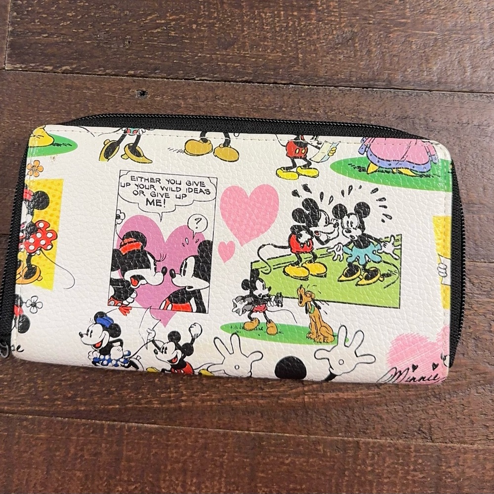 Disney Parks Authentic Original – Mickey & Minnie Wallet (2014)